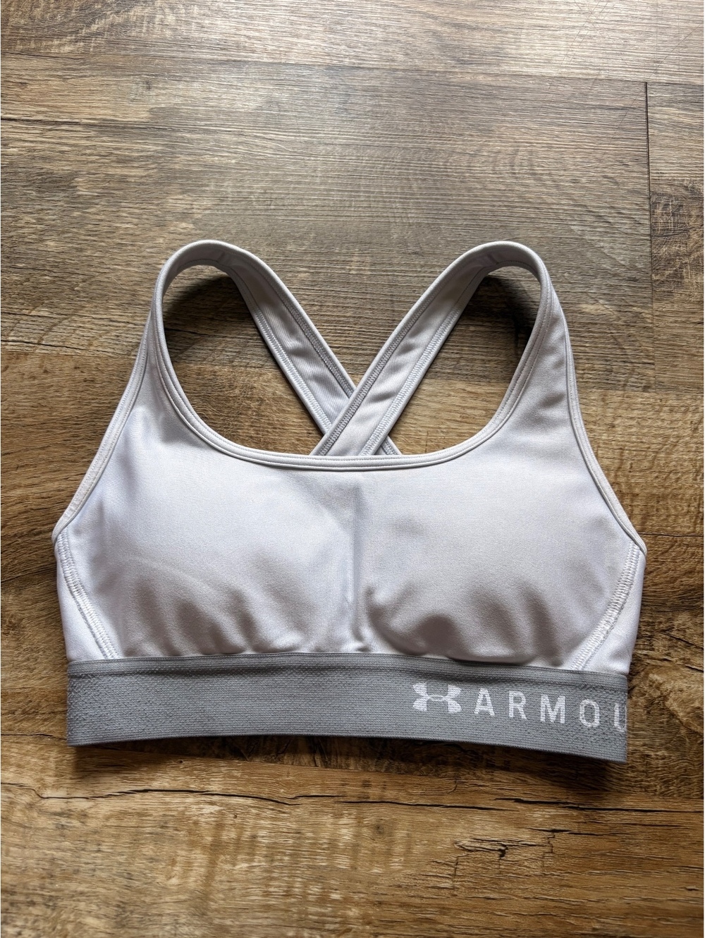 Under Armour White Sports Bra with Gray Elastic Band Size Medium